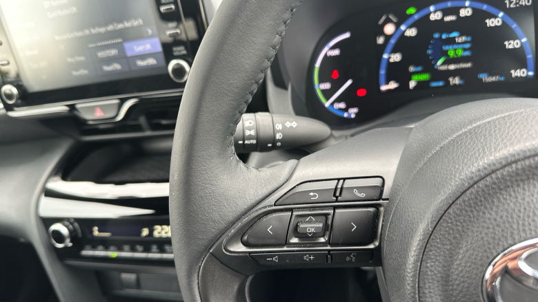 Toyota Yaris Cross 1.5 Hybrid Design 5dr CVT Hybrid Estate